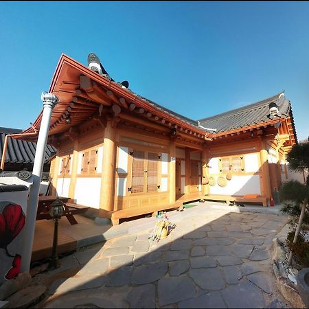 Hanok Guesthouse Jangsoo Jeonju Eksteriør bilde