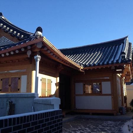 Hanok Guesthouse Jangsoo Jeonju Eksteriør bilde