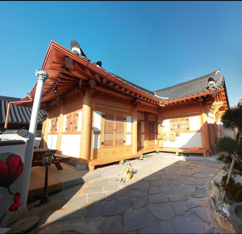 Hanok Guesthouse Jangsoo Jeonju Eksteriør bilde