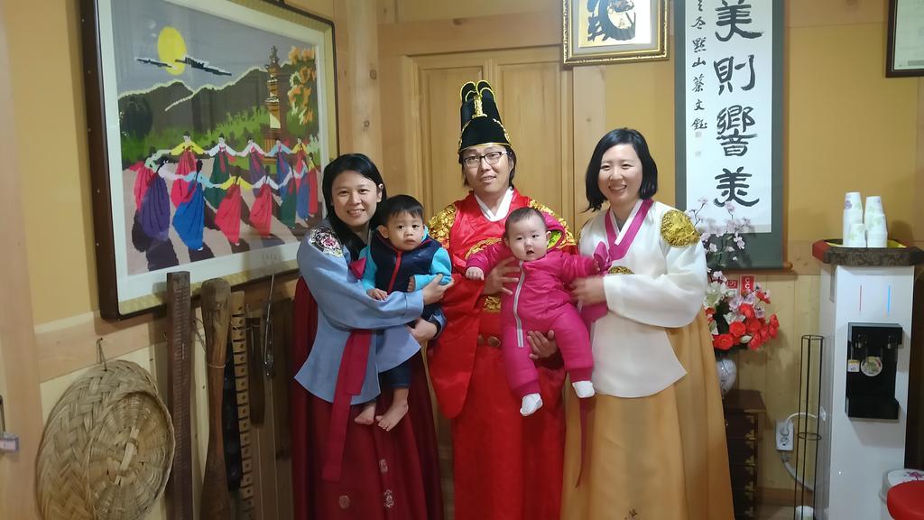Hanok Guesthouse Jangsoo Jeonju Eksteriør bilde