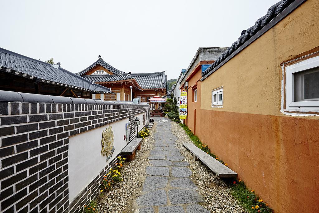 Hanok Guesthouse Jangsoo Jeonju Eksteriør bilde