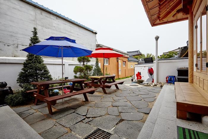 Hanok Guesthouse Jangsoo Jeonju Eksteriør bilde